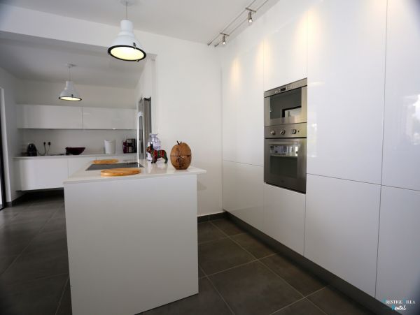 Guadeloupe Home 962640