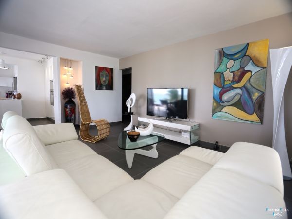 Guadeloupe Home 962640