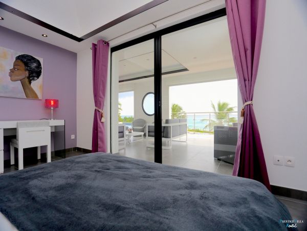 Guadeloupe Home 962640