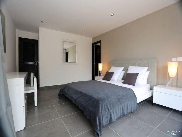 Guadeloupe Home 962640