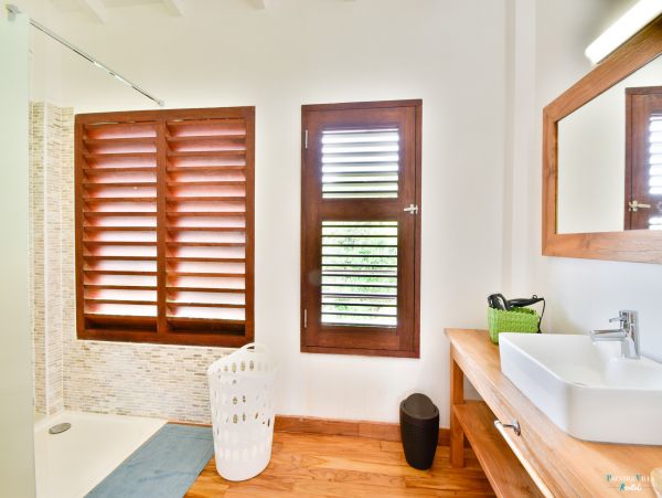 Guadeloupe Home 962643
