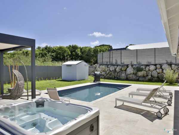 Guadeloupe Home 962644