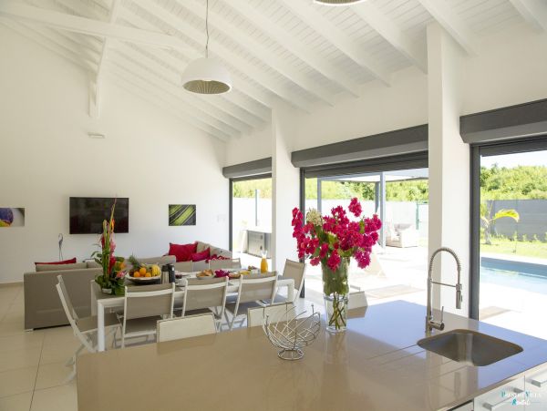 Guadeloupe Home 962644