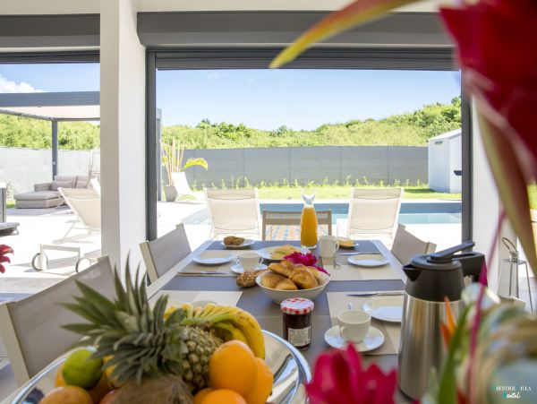 Guadeloupe Home 962644