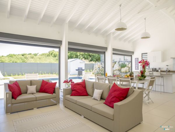 Guadeloupe Home 962644