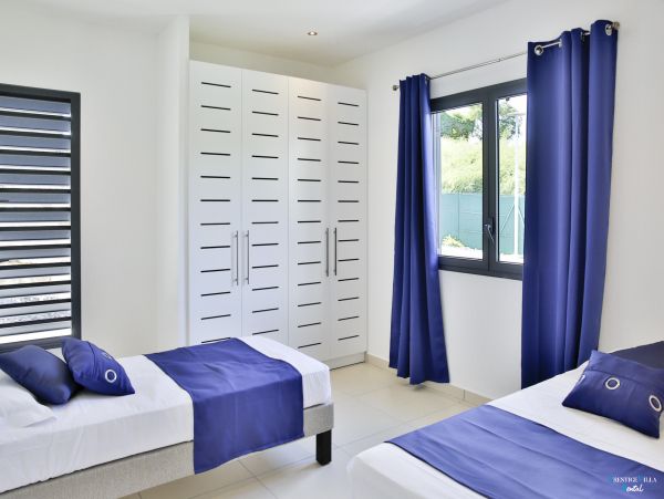 Guadeloupe Home 962644