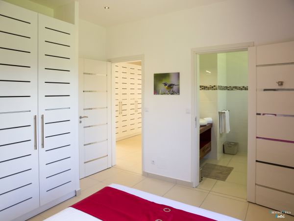 Guadeloupe Home 962644