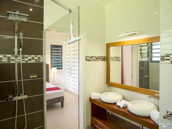 Guadeloupe Home 962644