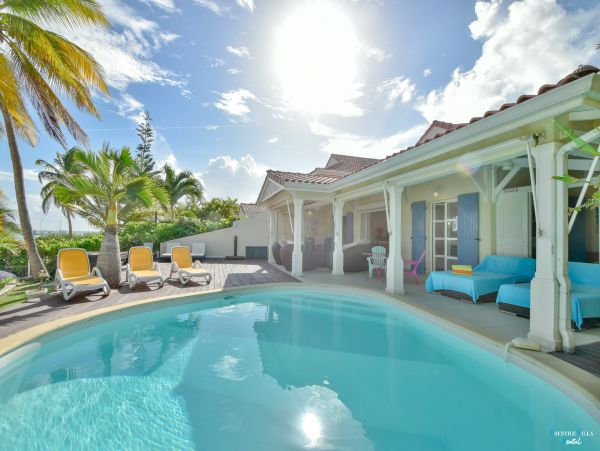 Guadeloupe Home 962645
