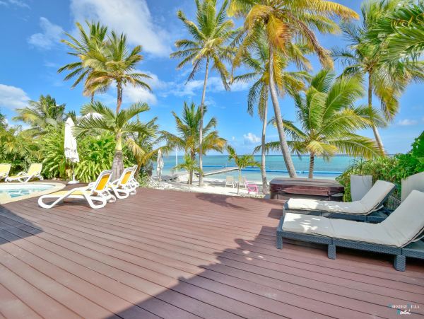 Guadeloupe Home 962645