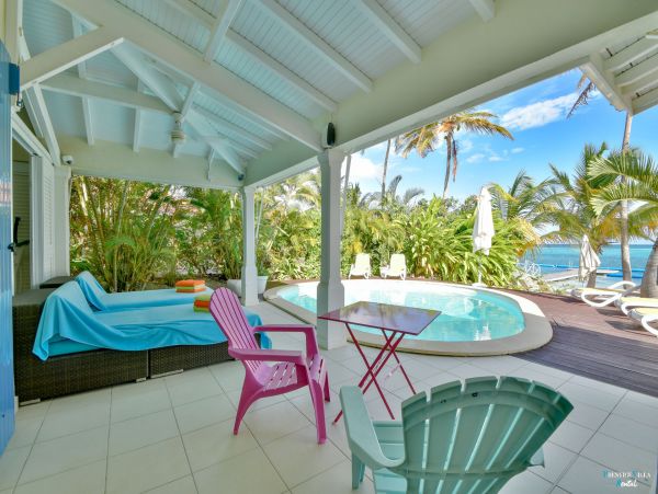 Guadeloupe Home 962645