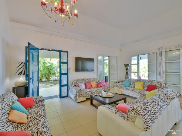 Guadeloupe Home 962645