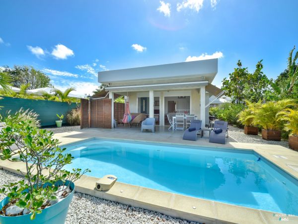 Guadeloupe Home 962647
