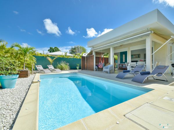 Guadeloupe Home 962647