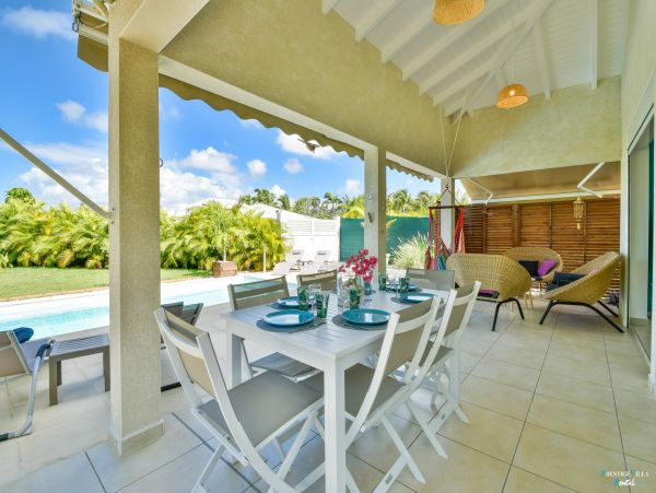 Guadeloupe Home 962647