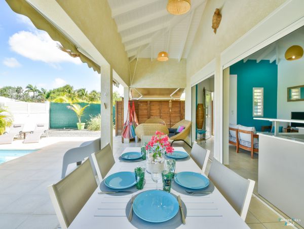 Guadeloupe Home 962647