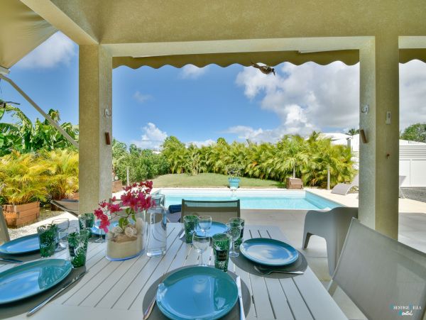 Guadeloupe Home 962647