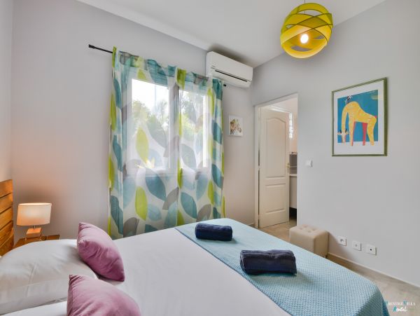 Guadeloupe Home 962647