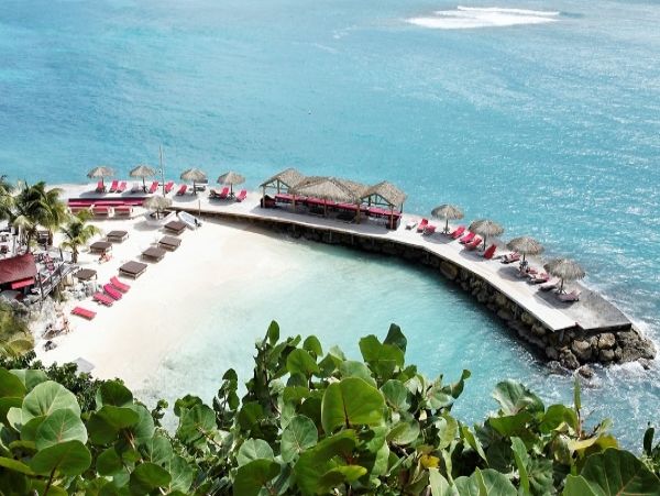 Guadeloupe  4 Bedroom Vacation Villa With Private Pool
