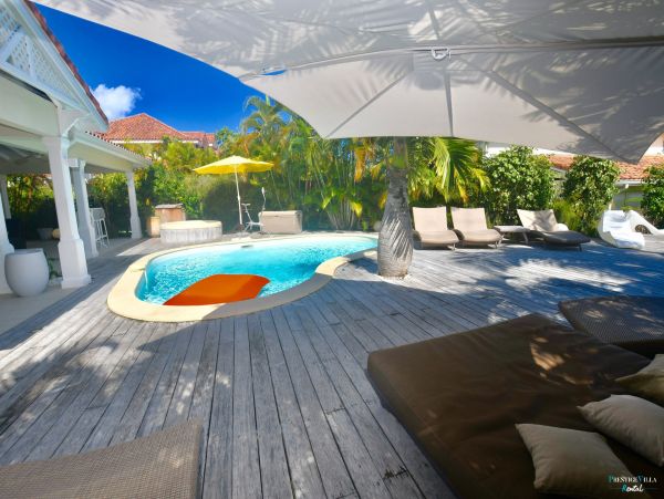 Guadeloupe Home 962649