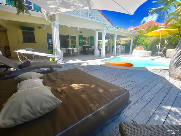 Guadeloupe Home 962649