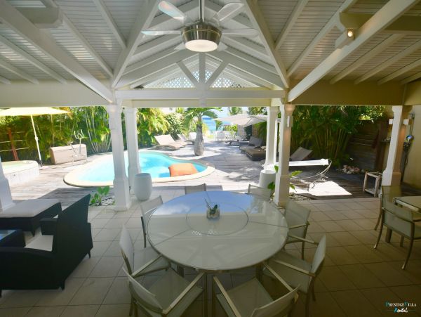 Guadeloupe Home 962649