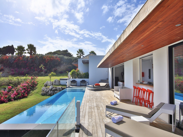 Guadaloupe Luxury Villa with Gym Pool & Luxury Interior.