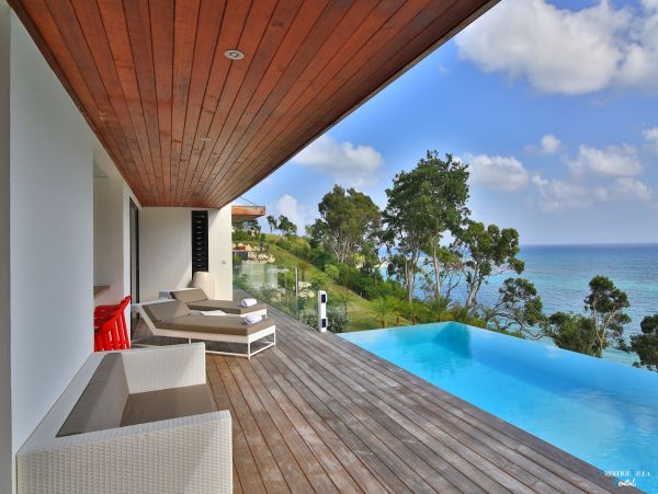 Guadaloupe Luxury Villa with Gym Pool & Luxury Interior.