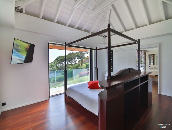 Guadaloupe Luxury Villa with Gym Pool & Luxury Interior.