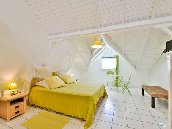 Guadeloupe Condo 962651