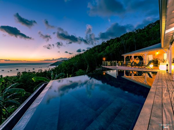Guadeloupe Home 962653