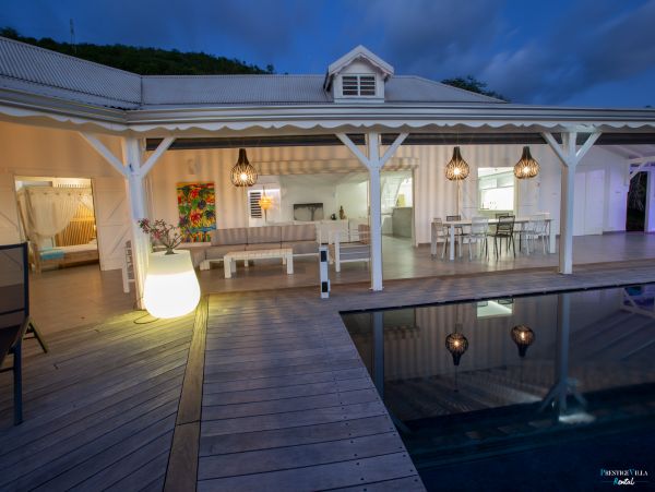 Guadeloupe Home 962653