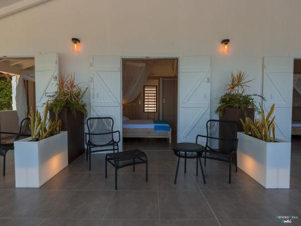 Guadeloupe Home 962653