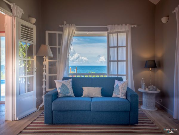 Guadeloupe Home 962654