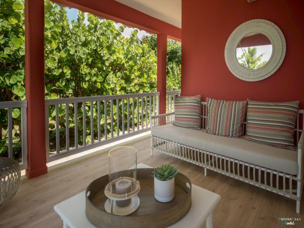 Guadeloupe Home 962654