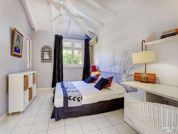 Guadeloupe Home 962656