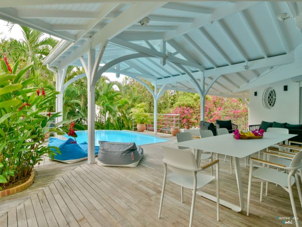 Guadeloupe Home 962657