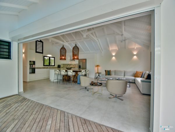 Guadeloupe Home 962657