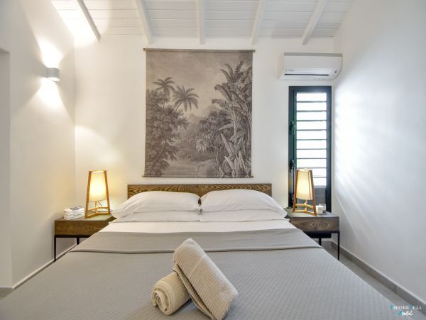 Guadeloupe Home 962657