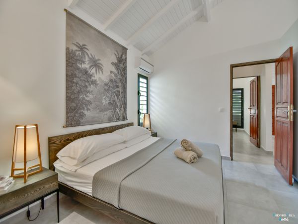Guadeloupe Home 962657