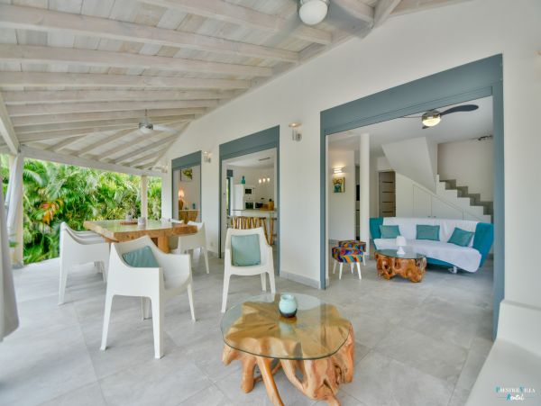 Guadeloupe Home 962658