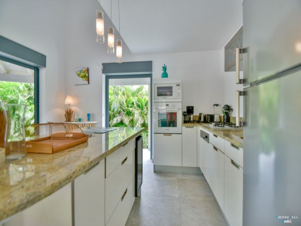Guadeloupe Home 962658