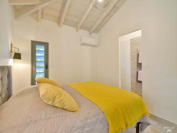 Guadeloupe Home 962658