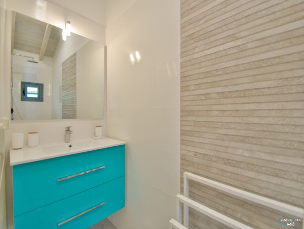 Guadeloupe Home 962658