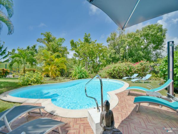 Guadeloupe Home 962661