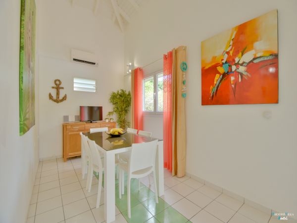 Guadeloupe Home 962661