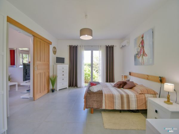 Guadeloupe Home 962661