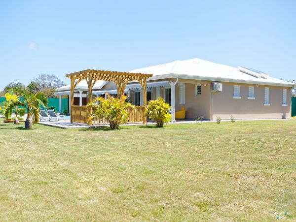 Guadeloupe Home 962664