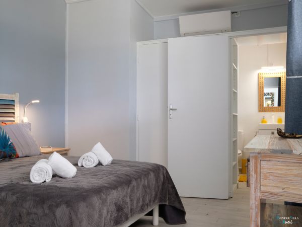 3 Bedroom Villa Sleeps 7