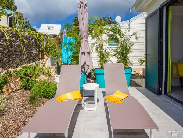 Guadeloupe Home 962668